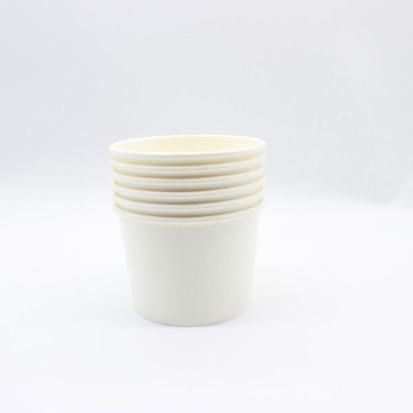 Un recipiente de papel blanco desechable reciclado reduce los residuos 260 18PE 1